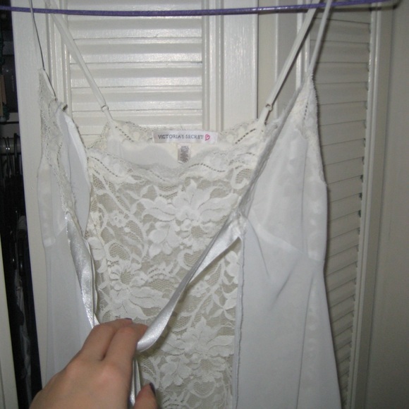 Vintage Victoria’s secret camisole top ribbon tie - Picture 4 of 6